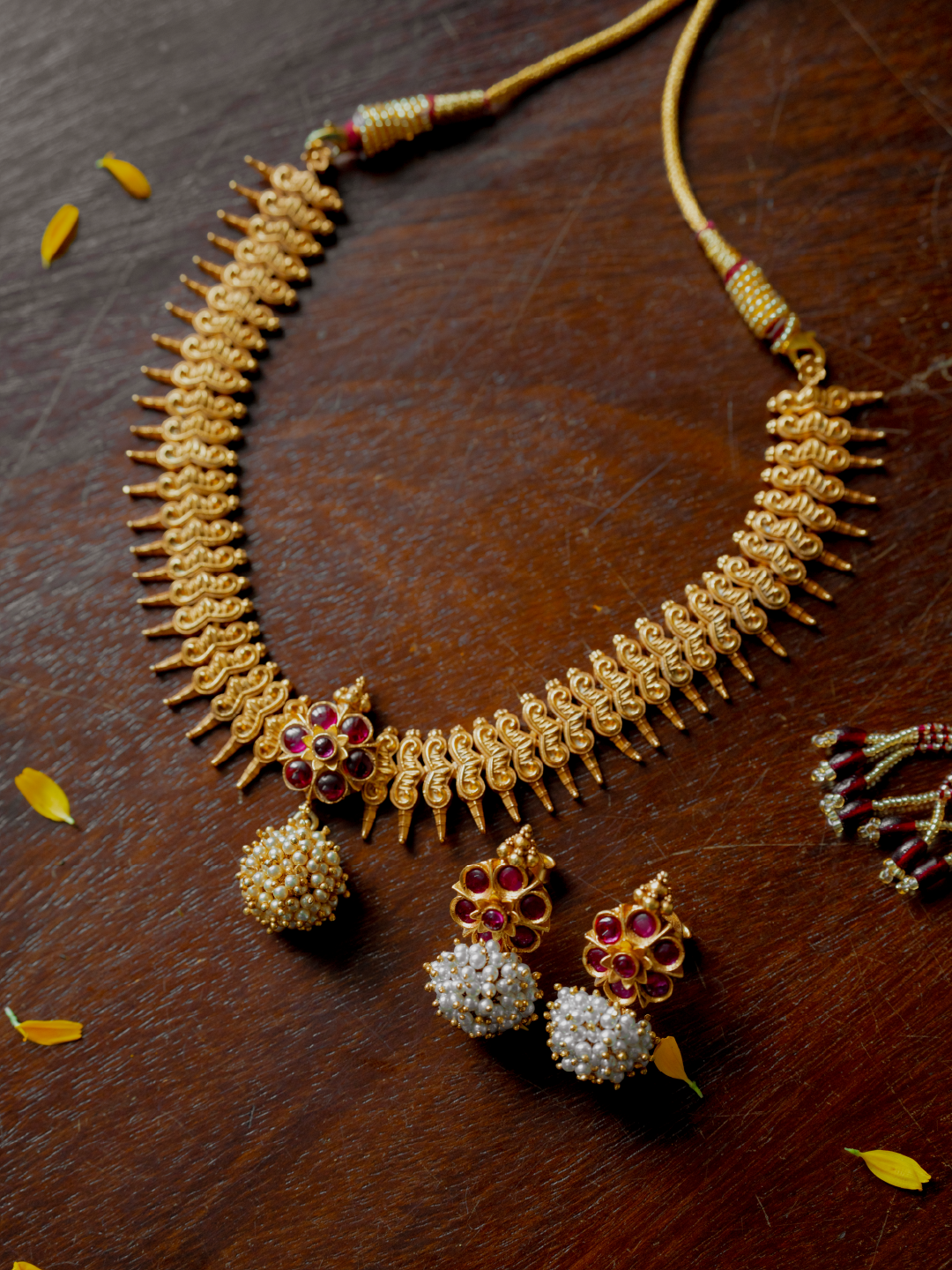 ABHINI NECKPIECE - NAB38