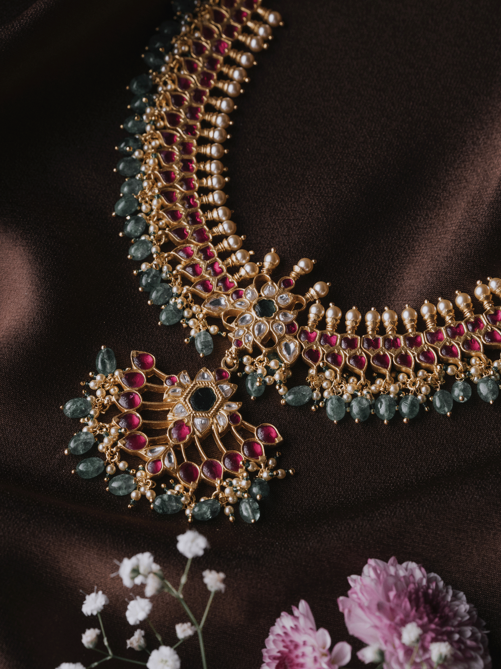 VAIDURYA NECKPIECE - NVD08