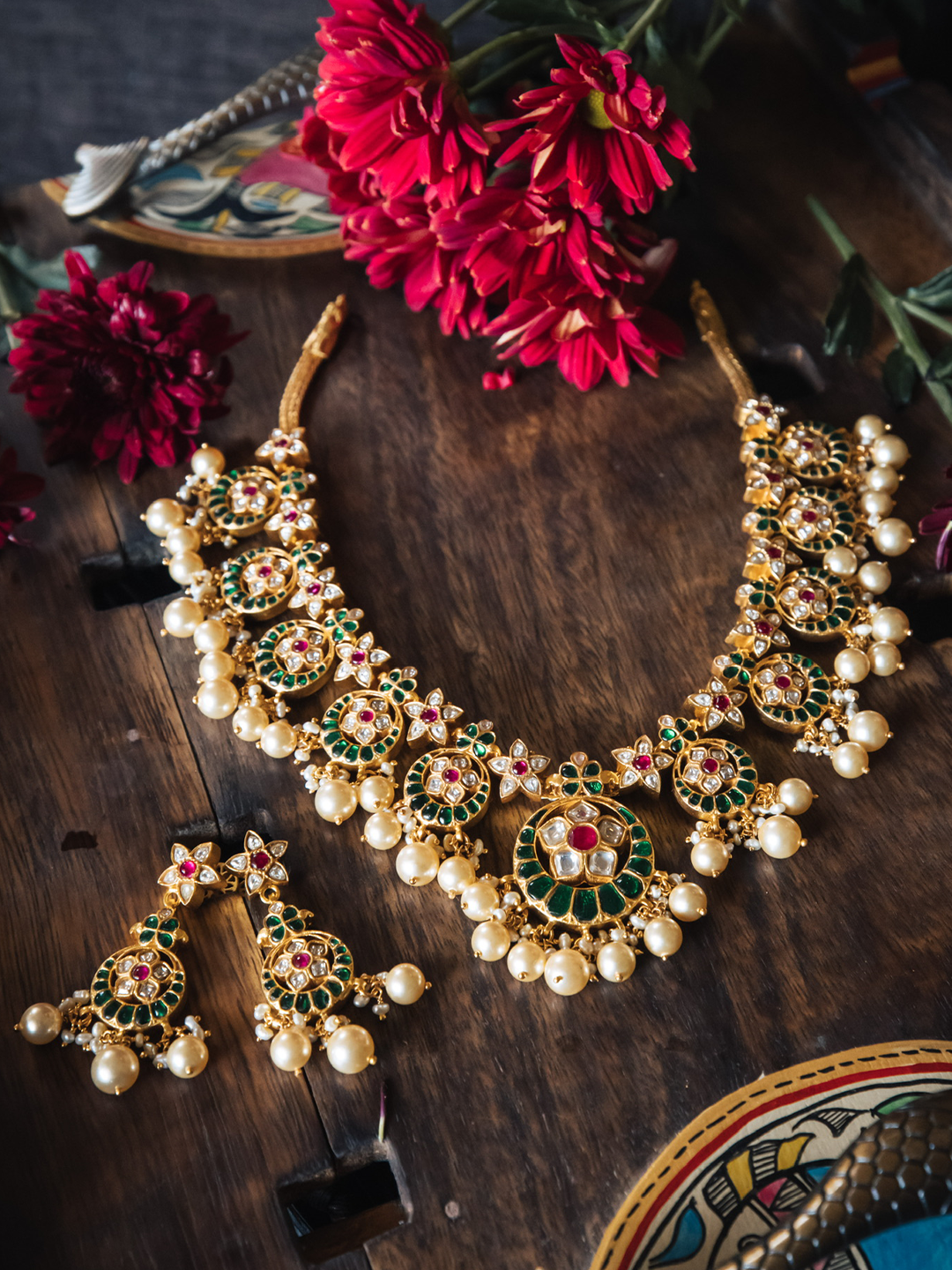 VAIDURYA NECKPIECE - NVD19