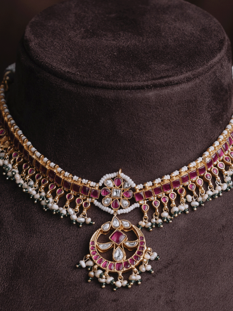 VAIDURYA NECKPIECE - NVD34