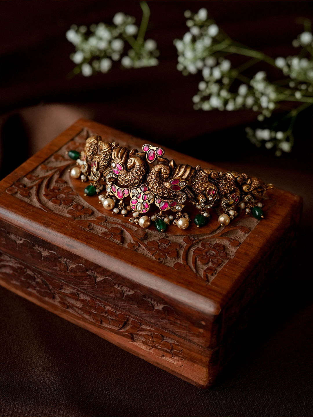 VAIDURYA NECKPIECE - NVD42