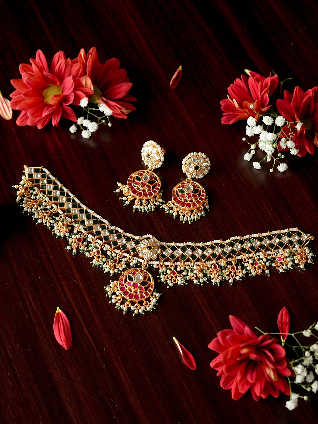 VAIDURYA NECKPIECE - NVD46