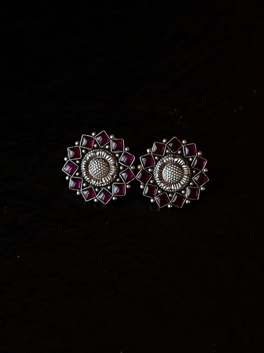 ABHINI EAR STUDS - EAB36