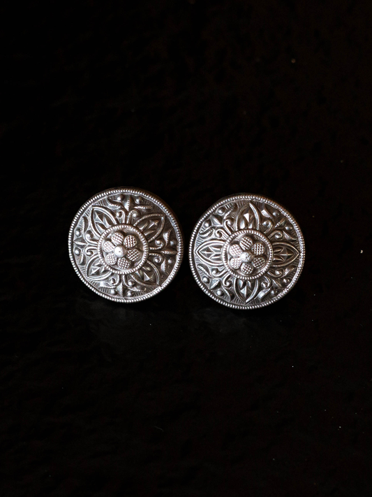 ABHINI EAR STUDS - EAB48