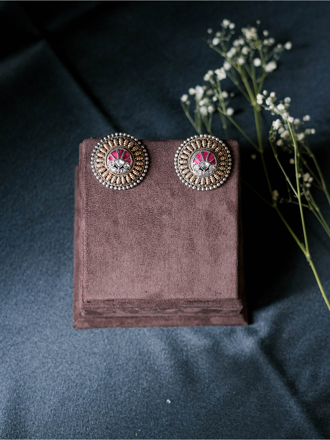 VAIDURYA EAR STUDS - EVD03