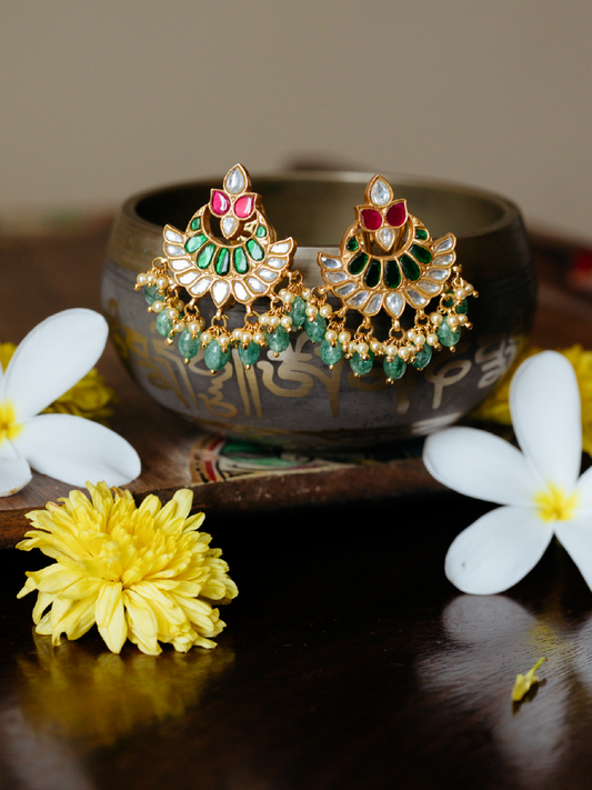 VAIDURYA EAR STUDS - EVD09