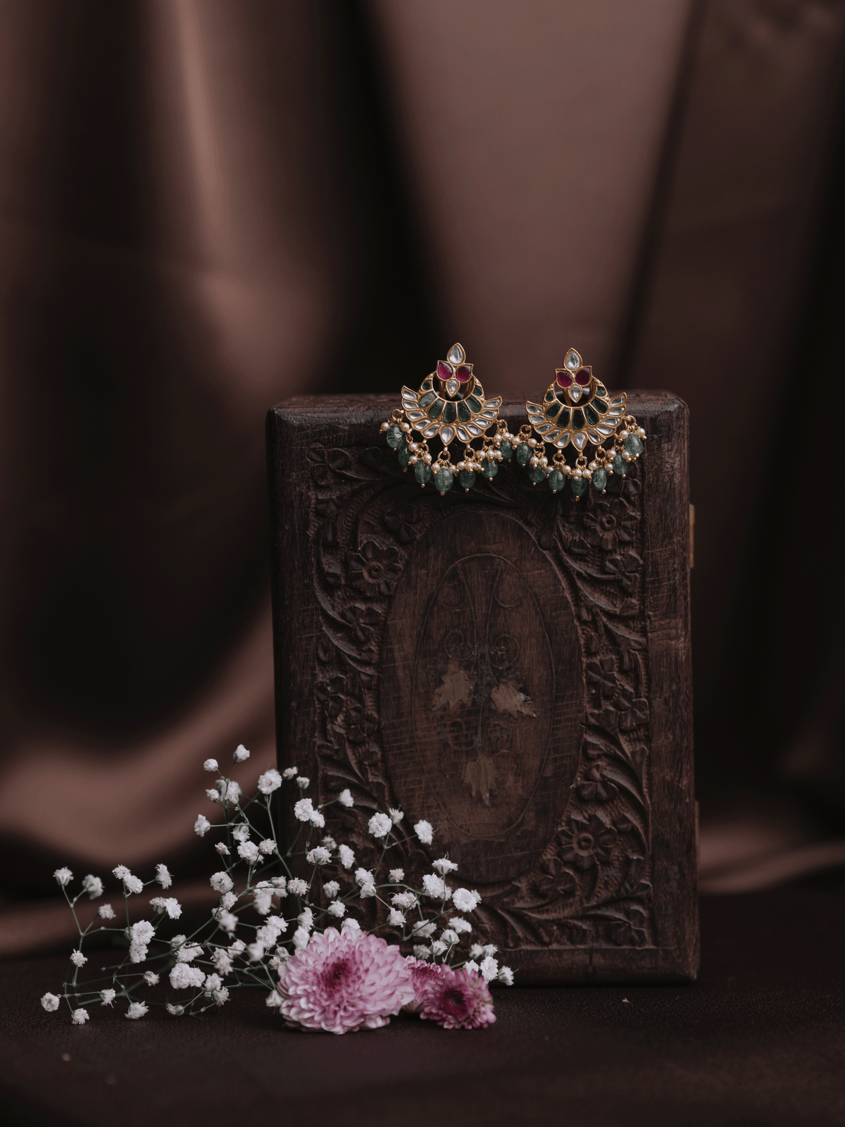 VAIDURYA EAR STUDS - EVD09