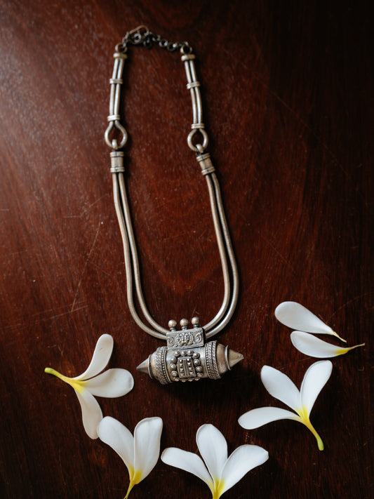 PARAMA NECKPIECE - NPA10
