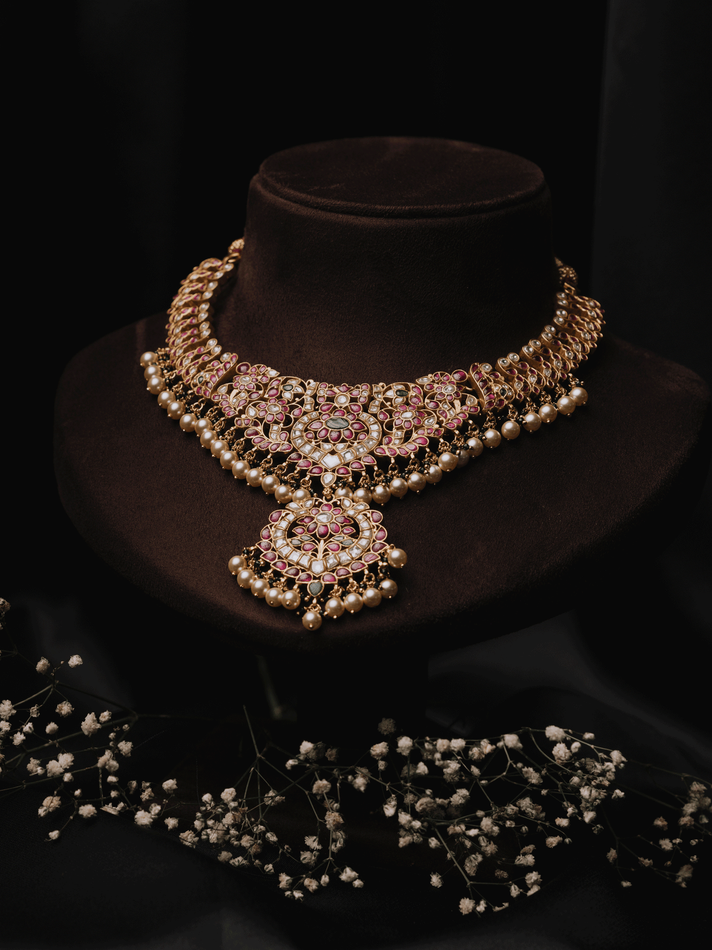 VAIDURYA NECKPIECE - NVD04