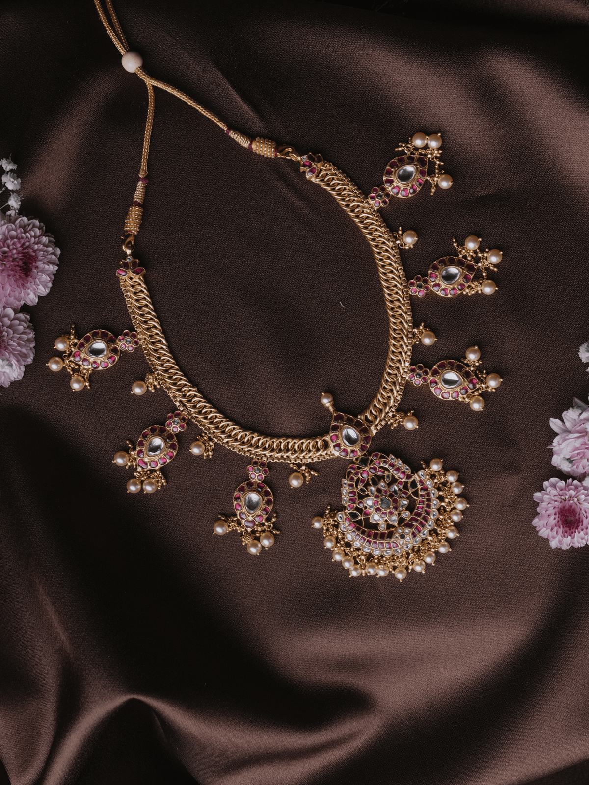 VAIDURYA NECKPIECE - NVD06