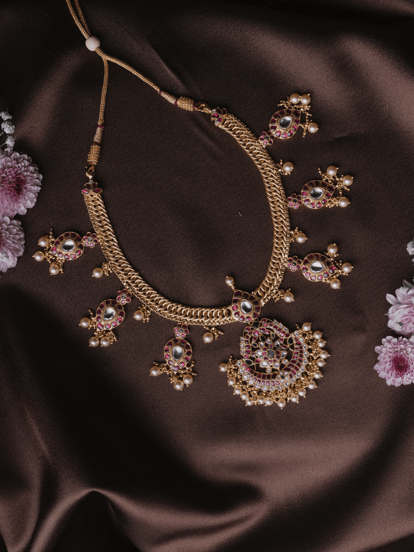 VAIDURYA NECKPIECE - NVD06