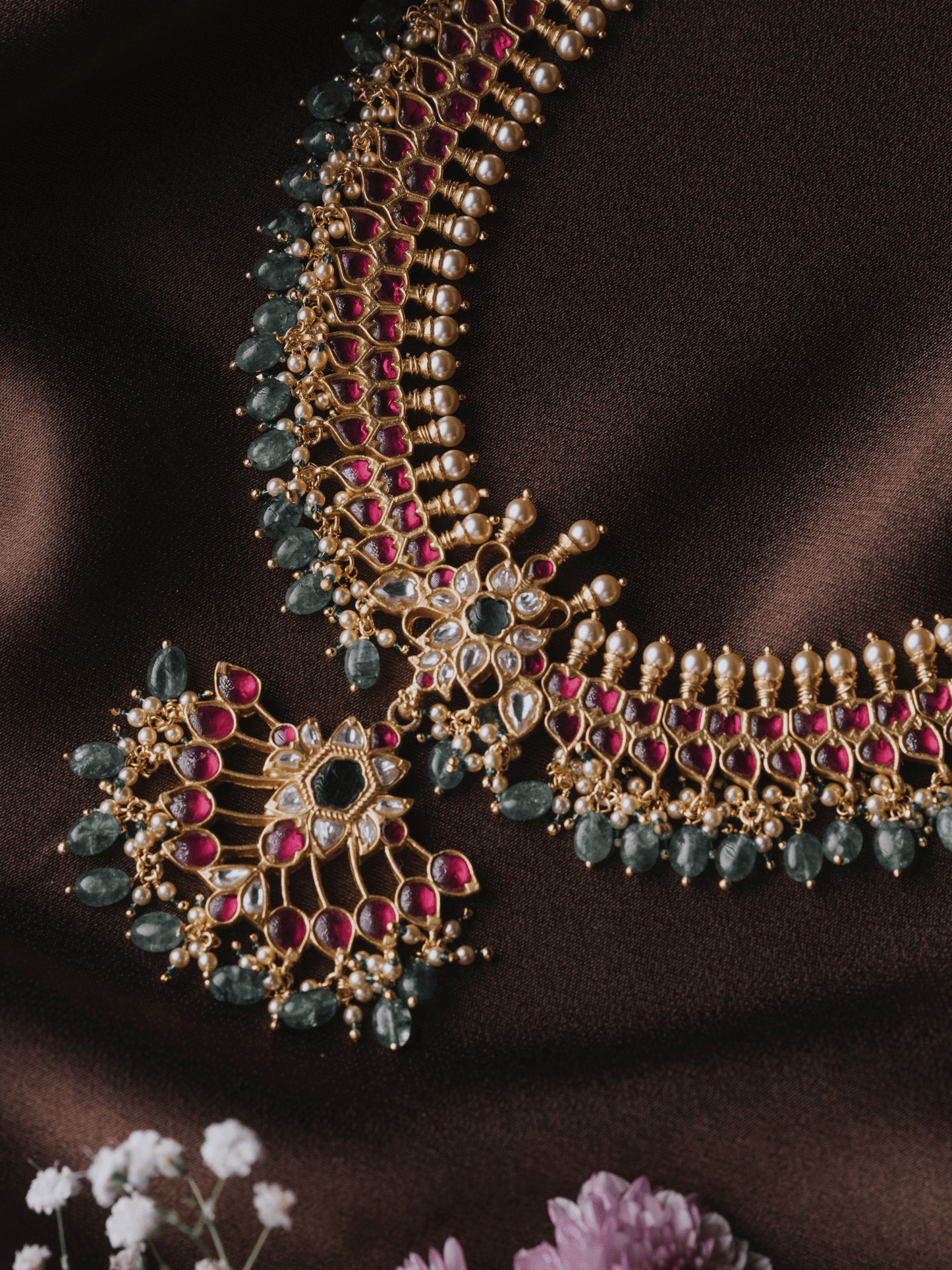 VAIDURYA NECKPIECE - NVD08