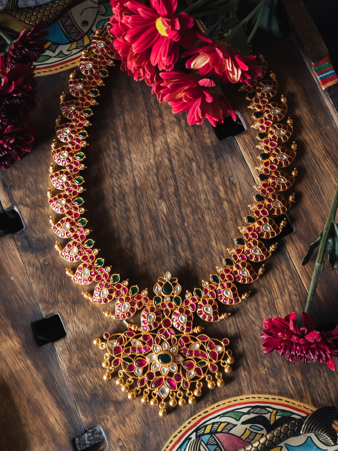 VAIDURYA NECKPIECE - NVD18