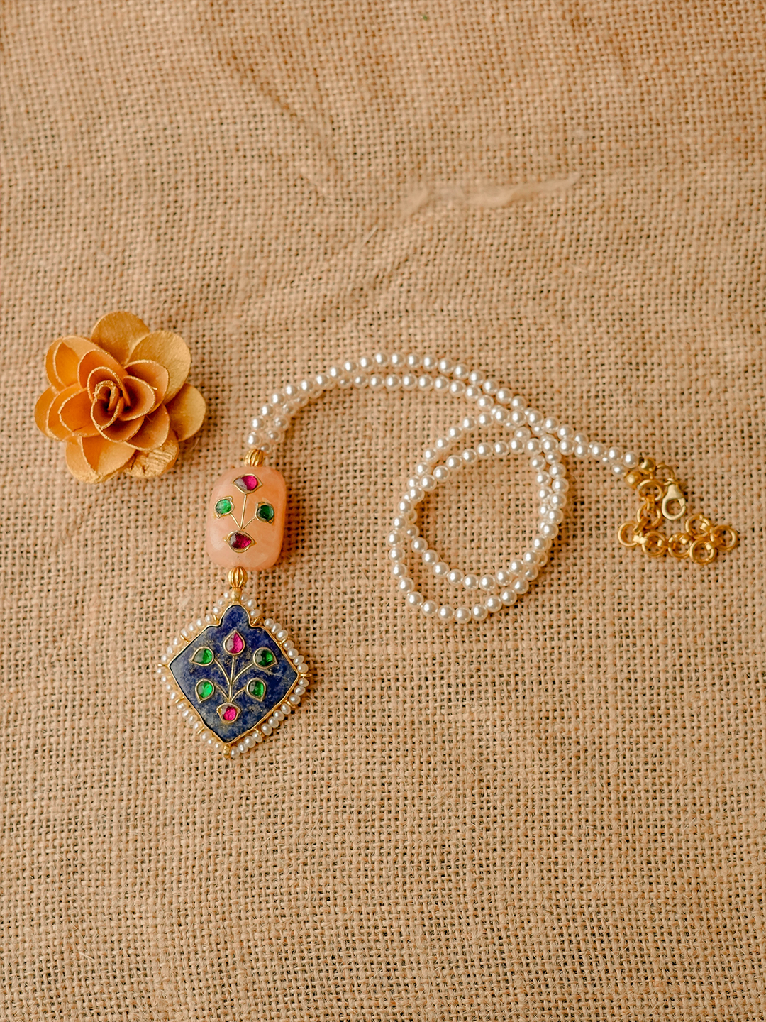 VAIDURYA NECKPIECE - NVD28