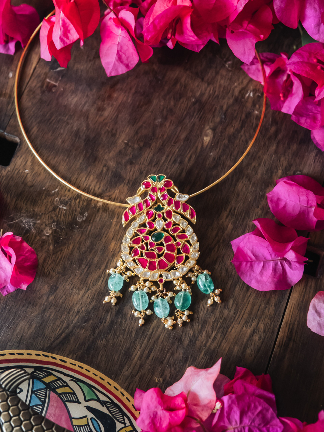 VAIDURYA NECKPIECE - NVD33