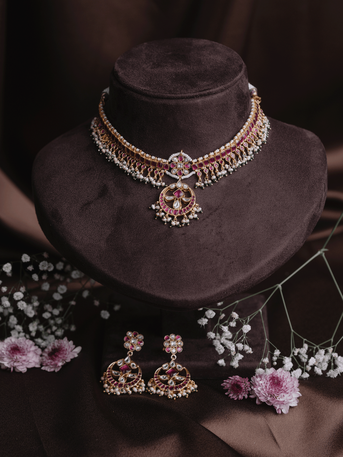 VAIDURYA NECKPIECE - NVD34