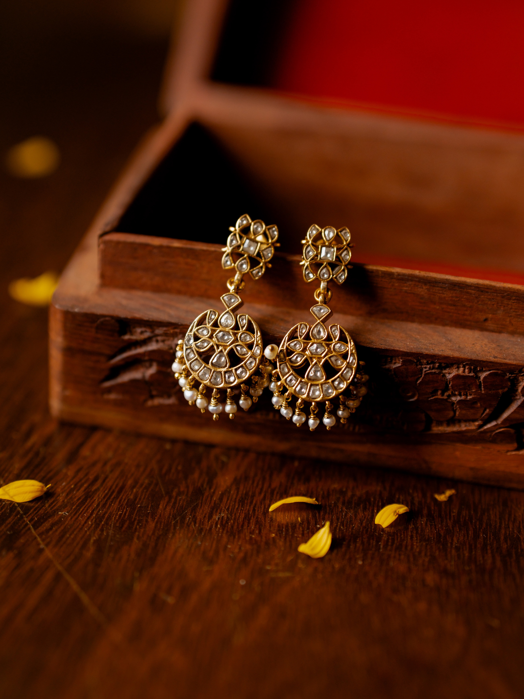 VAIDURYA NECKPIECE - NVD45