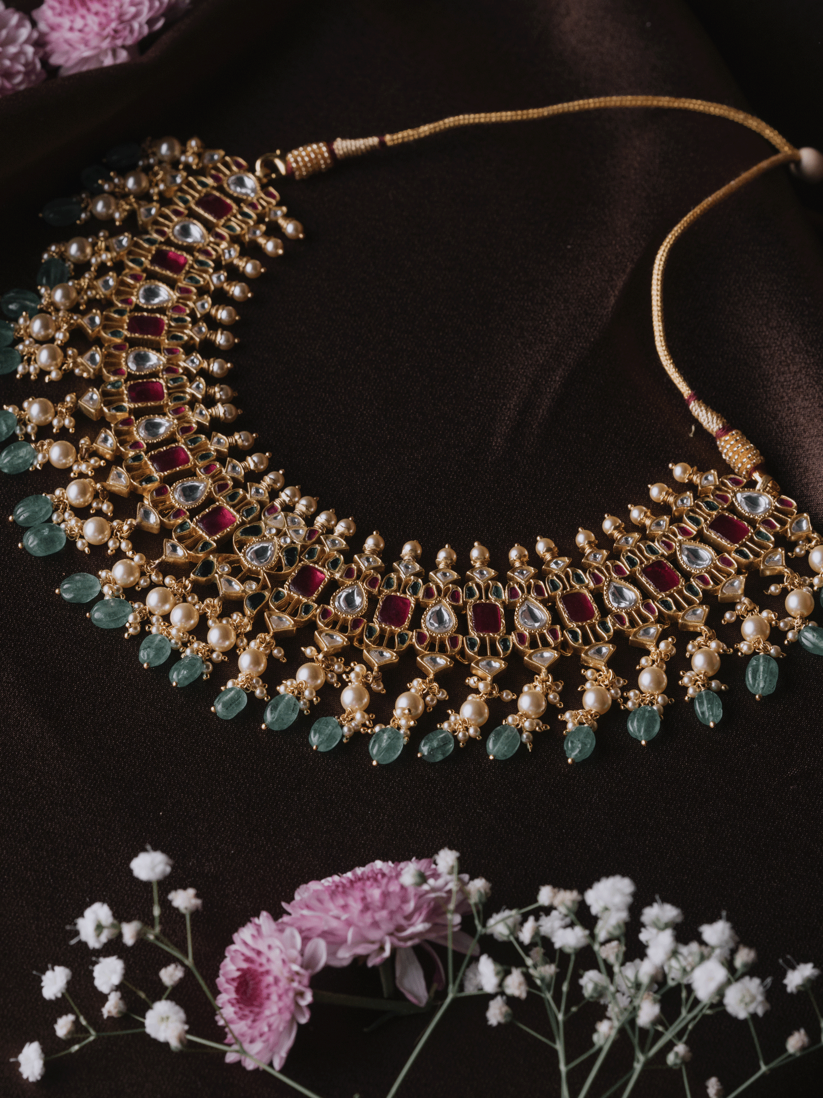 VAIDURYA NECKPIECE - NVD50