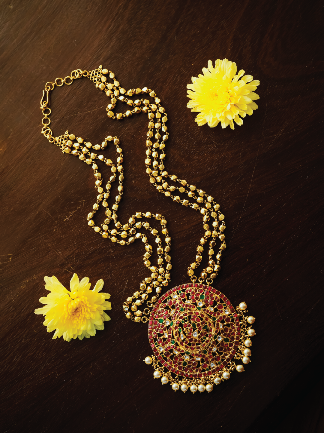 VAIDURYA NECKPIECE - NVD52